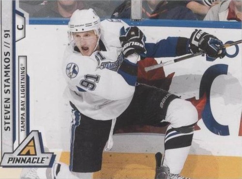 2010-11 Panini Pinnacle - Steven Stamkos #24