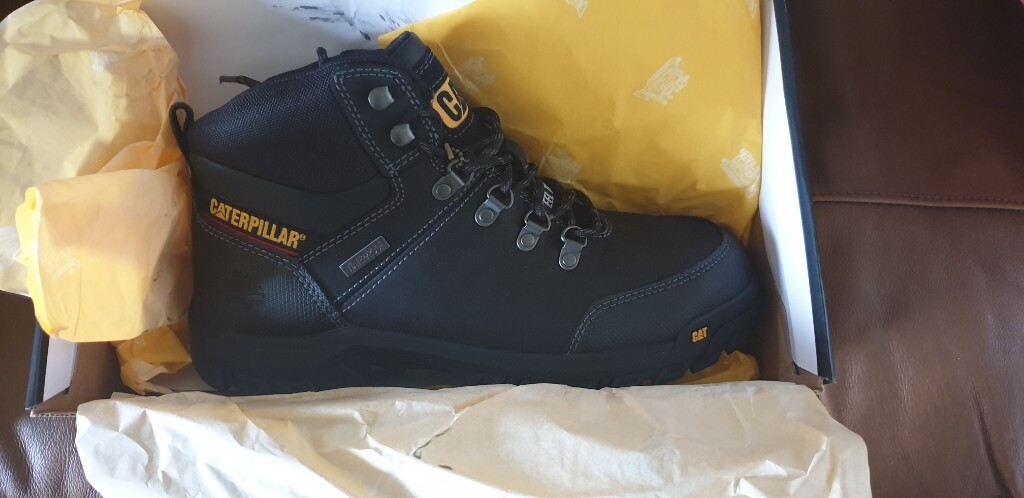 caterpillar framework boots