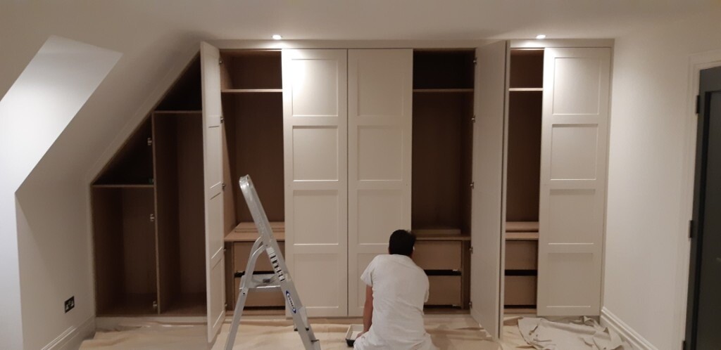 Bespoke Built In Bedroom Furniture And Cupboards Surrey Wardrobes