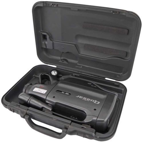 Mitsubishi SVHSC S-VHS-C Video Camera Recording. Camcorder HS-C30U