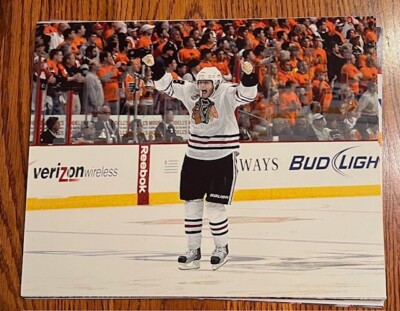 PATRICK KANE CHICAGO BLACKHAWKS 2010 STANLEY CUP CELEBRATION 8x10 PHOTO