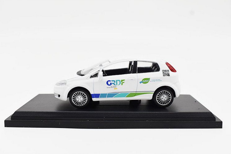NOREV 1/43 Alloy simulation car model Fiat Punto gift