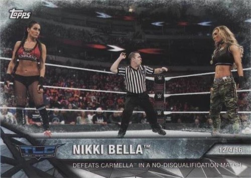 ニッキー　ベラ　キスカード　1/1 TOPPS WWE NIKKI BELLA WWE 2017 TOPPS AUTHENTIC AUTOGRAPH KISS CARD SP