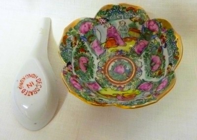 Vintage Oriental Porcelain Spoon Bowl Stand Set Hong Kong Collectible