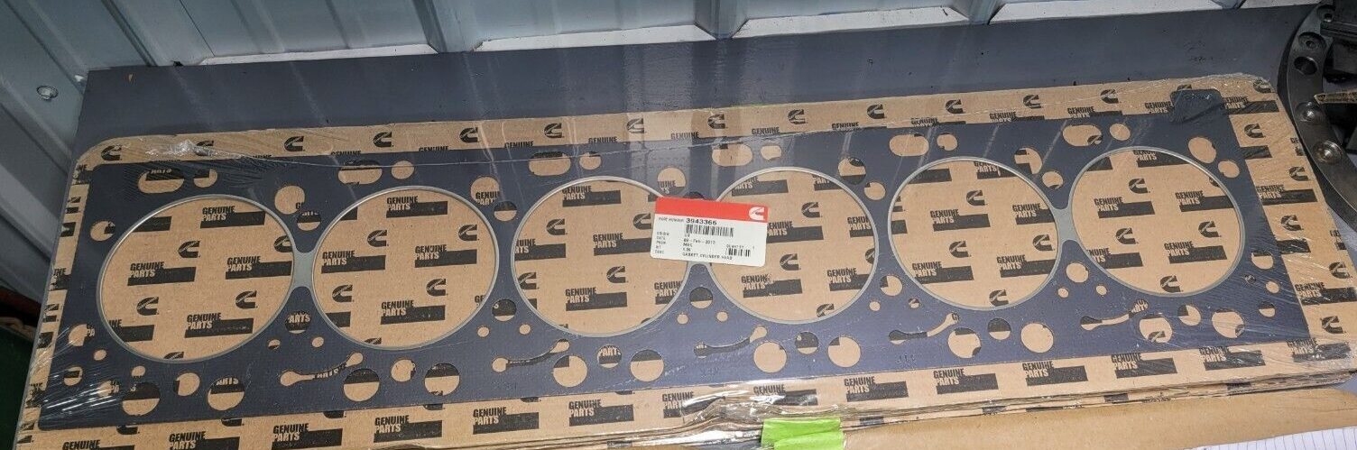 NEW GENUINE CUMMINS 3943366 CYLINDER HEAD GASKET 8.3L 8.9L