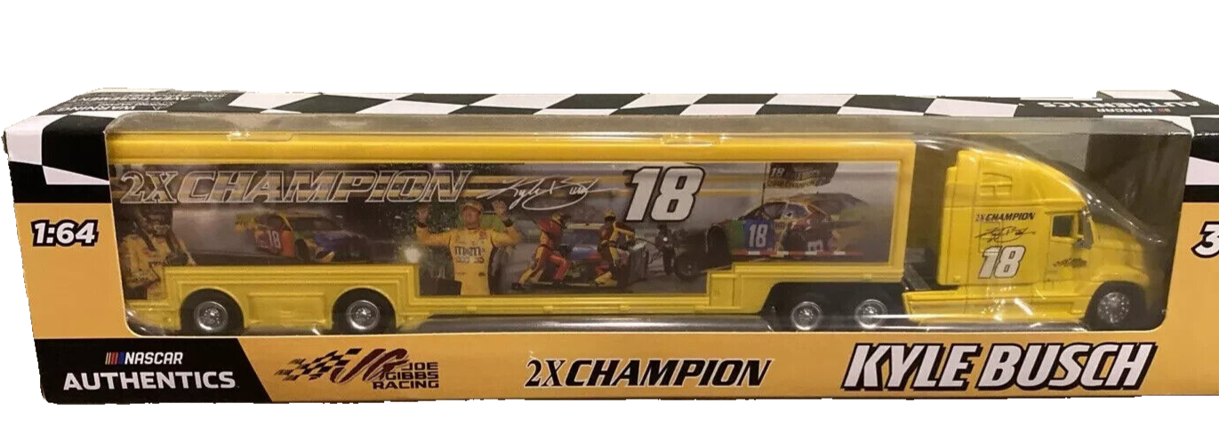 ミニカー Lionel Racing 2016 Race Winner #18 M&M's Lionel Racing Kyle Busch #18 M&M's 2016 Toyota Camry NASCAR