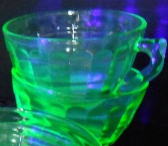 Vintage Green Vaseline Uranium Glass Cup Ribbed & Block Design