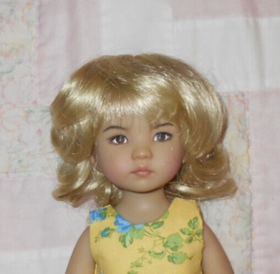 KEMPER REBECCA Doll Wig SIZE 7/8 PALE BLONDE Shoulder Length W/Body & Curls NWT