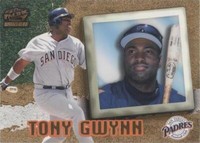 1998 Pacific Invincible - Tony Gwynn #139