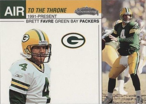 2002 Fleer Showcase Brett Favre #4 AT