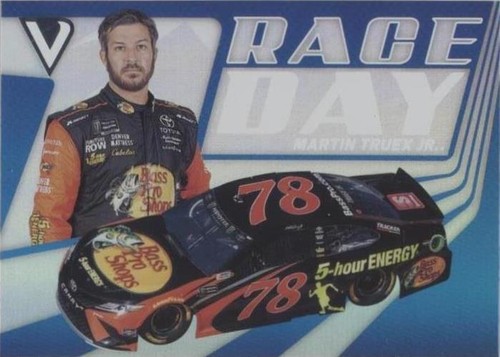2018 Panini Victory Lane - Martin Truex Jr. #RD7