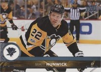2017-18 Upper Deck - Matt Hunwick #392