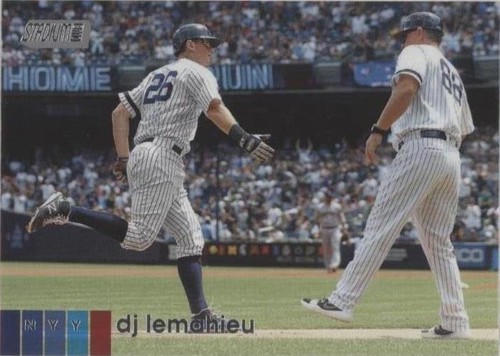 2020 Topps Stadium Club - D.J. LeMahieu #15