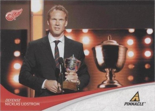 2011-12 Pinnacle - Nicklas Lidstrom #5