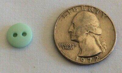 DILL BUTTONS #112426 PASTEL GREEN ROUND-2 HOLE BUTTONS 3/8