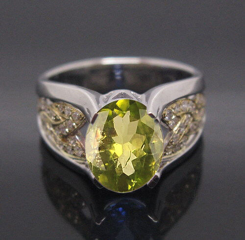 14kt Solid White Gold Oval Cut Natural Peridot 1.50ct Igi Certified Diamond Ring