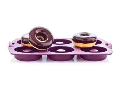 Tupperware Silicone Form Donut Ring Purple Microwavable Oven Safe NEW