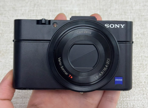 SONY Cyber−Shot RX DSC-RX100M2 Amazon.com: Sony DSCRX100M2/B 20.2 MP Cyber-shot Digital