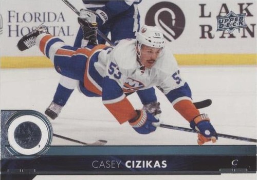2017-18 Upper Deck - Casey Cizikas #122