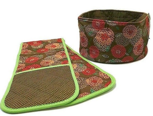 Quilted Double Oven Mitt Glove and Bread Basket Floral/Polka Dot Set
