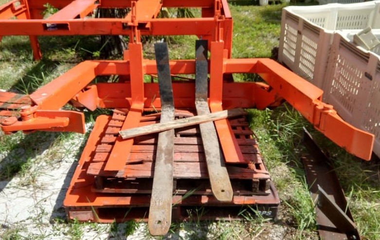 Forward Bin Tipper / Bin Dumper Produce