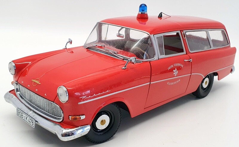 1/18 ミニチャンプス オペル Opel Rekord P1 Caravan WOW EXTREMELY RARE Opel Rekord P1 Caravan 1957 Post 1:18