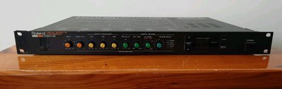 Roland Dep-3 Digital Effects Processor ( Reverb & Delay )