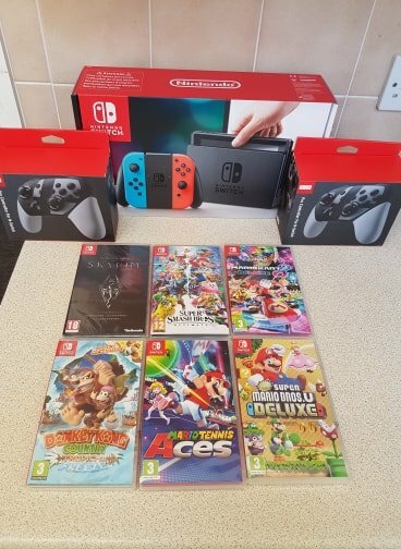  nintendo switch console brand new 2x pro controllers game 