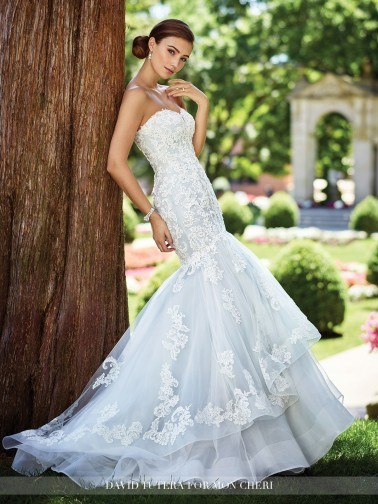 David tutera wedding gown size 20, STYLE ivory 117280 iv/seamist
