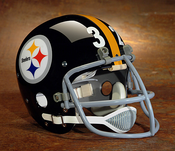 Pittsburgh Steelers style NFL Vintage Football Helmet