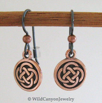 Copper Celtic Knot Earrings - Hypoallergenic Niobium Earwires
