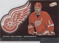 2002-03 Pacific Atomic - Nicklas Lidstrom #39