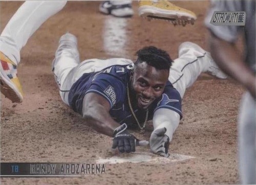 2021 AL新人賞のランディーアロサレーナRC AUです。 2021 AL新人賞のランディーアロサレーナRC AUです。 2021 Topps