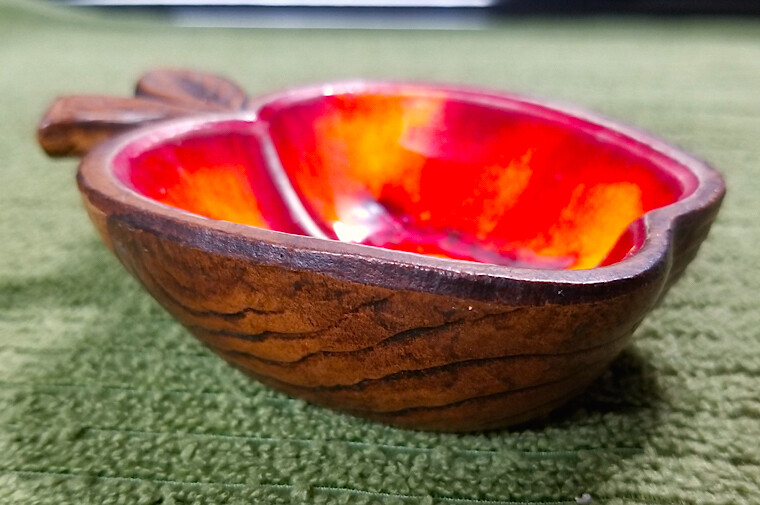 Vintage 1962 TREASURE CRAFT Half Apple Shaped Dish - #42 - Virginia Beach VA