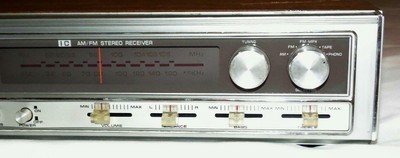 SEVILLE AM/FM/MPX/ 8 Track Player / Recorder Tested and Works Well