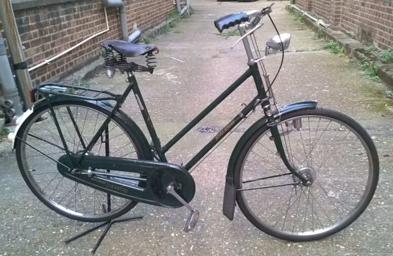 Classic Omabike ladies dutch bike RALEIGH 3 speed, size 20in, rod