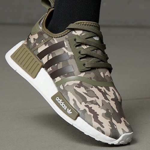 Adidas Originals NMD_R1 Kids Size 4.5 Y School Shoe Athletic Sneaker #652