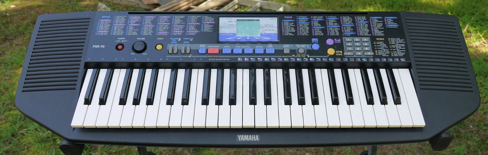 YAMAHA PSR-78　電子キーボード Yamaha PSR-78 Portatone 49 Key Keyboard 100 Sounds Rhythms