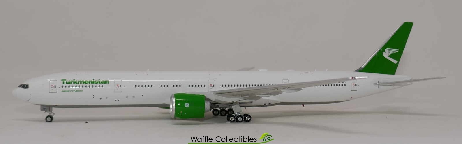 1:400 Phoenix Models Turkmenistan Airlines B 777-300 EZ-A781