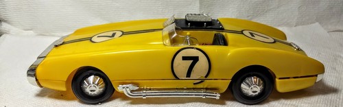 Vintage Lightronic 2 I&R International Rectifier Corp. Sun & Battery Powered Car