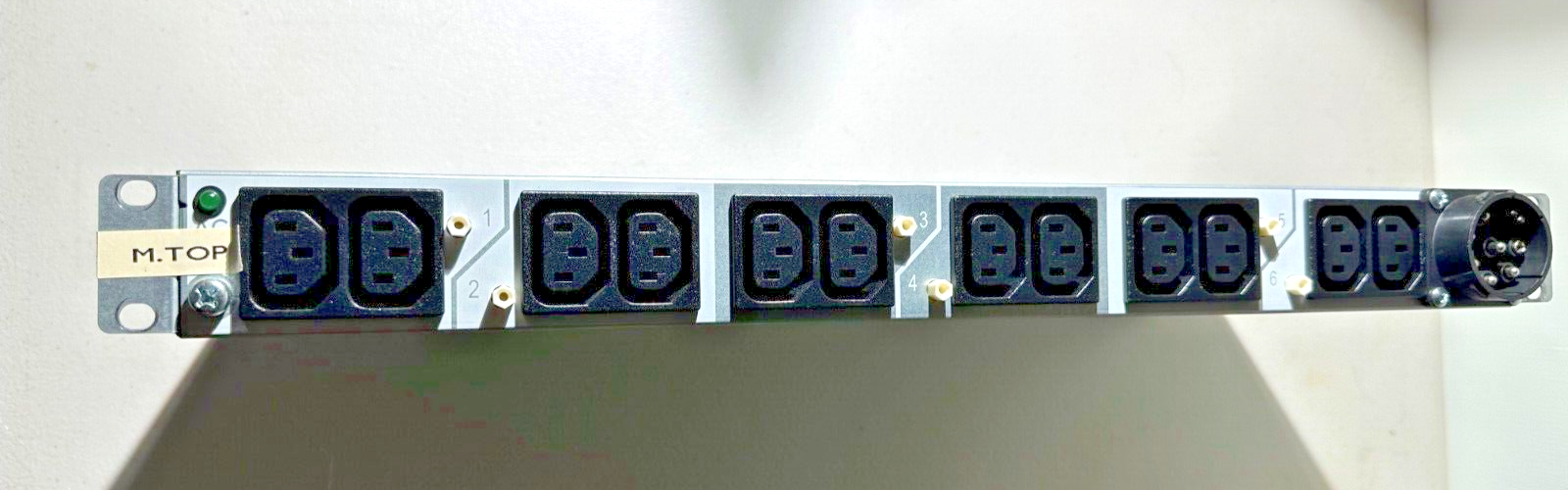 APMU ACBel API OT9016 (IBM 74Y5784) PDU 12 Port W/ 39M5416 Power