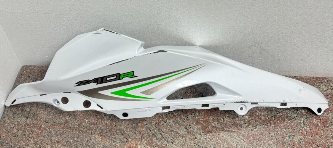 2016-2020 Kawasaki Ninja ZX-10R Left Mid Fairing Side White 2016-2020 Kawasaki Ninja ZX-10R Left Mid Fairing Side White
