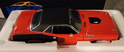 ACME YCID 1/18 1971 PLYMOUTH HEMI CUDA TOR RED VINYL TOP A1806132TRBVTY 1 OF 150