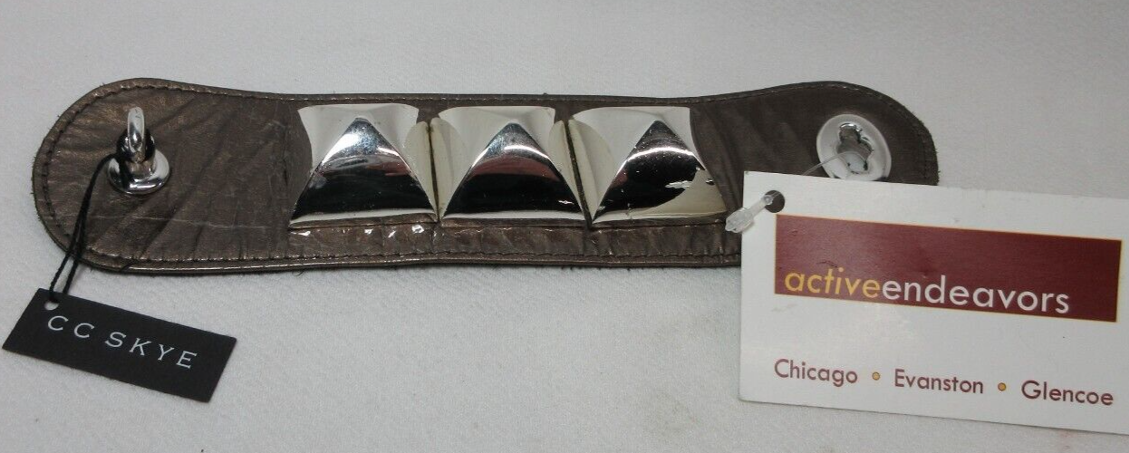 モルガンスリーブ CC SKYE GIANT STUD BRACELET LEATHER WRAP WITH ORIGINAL TAG