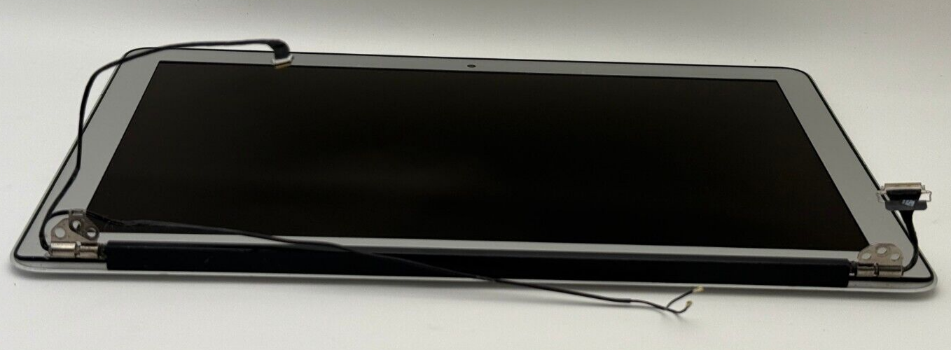 Apple MacBook Air A1466 Silver 13
