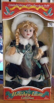 Holiday Lane Collection by Dollex Fine Porcelain Doll (Grn) NEW  Insured