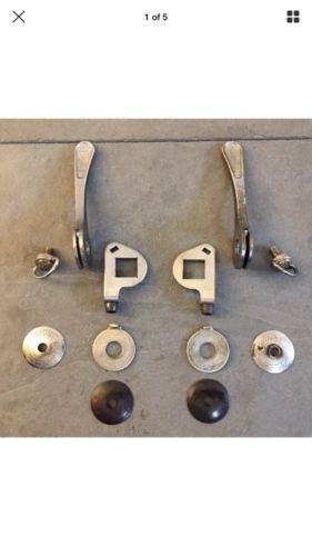 Lot De 4 écrous Papillons Huret 8 Et 9,5 Mm Pour Roue De Vélo Ancien - France
