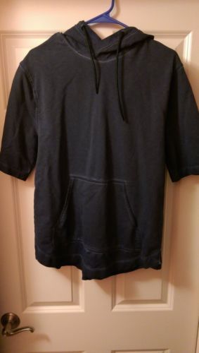 Ropa para Hombres Urban Outfitters