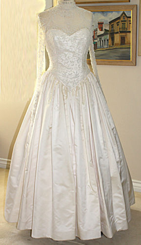 Manga larga vestidos de novia de seda 100%