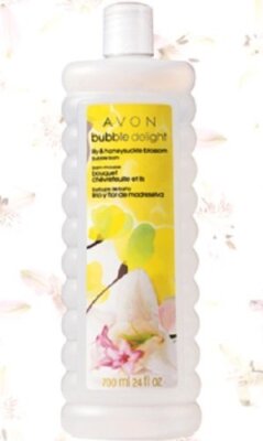 Avon Bubble Delight Lily & Honeysuckle Blossom Bubble Bath 24 Oz.